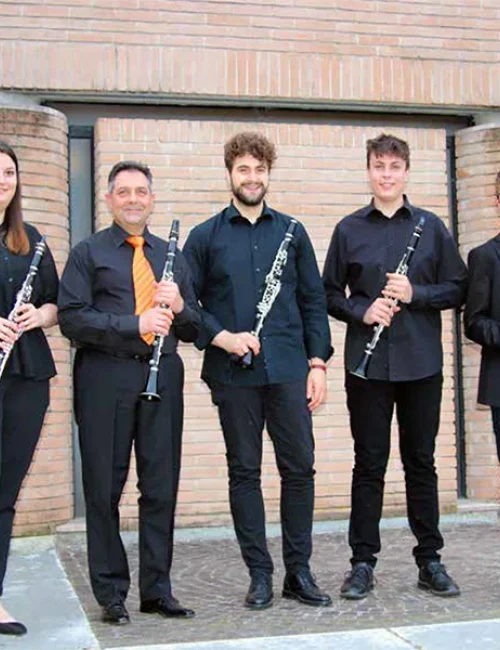 Naonis Clarinet Ensemble elenco
